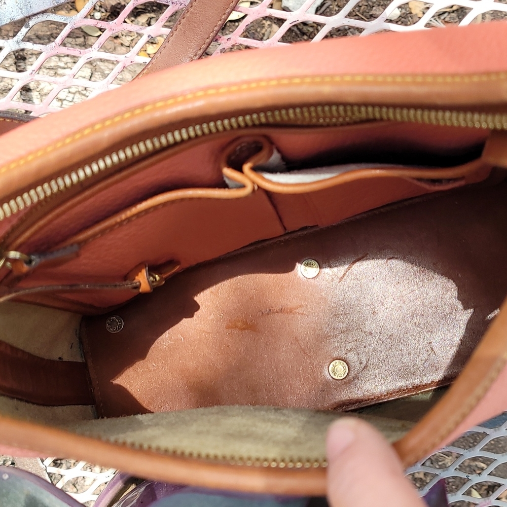 Vintage Dooney & Bourke AWL Sweet Peachy Hobo - Picture 11 of 16